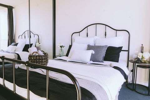 Capitol Executive Apartment On London Circuit - Holiday Byron Bay 3