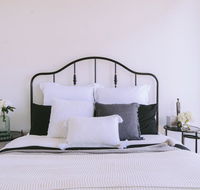 Capitol Executive Apartment on London Circuit - Holiday Byron Bay