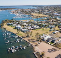 Captains Hideaway - Jetty Berth and Pet Friendly