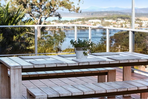 Captains Quaters - Holiday Byron Bay 1