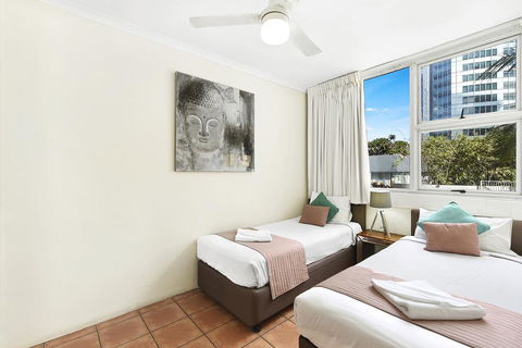 Carlton Apartments - Holiday Byron Bay 2