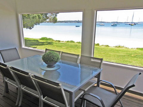 Casa Martins', 219 Foreshore Drive - Absolute Waterfront House - Holiday Byron Bay 1