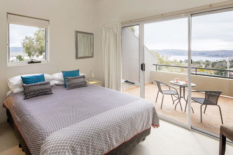 Cascades 18/3 Kurrajong Street - Holiday Byron Bay 2