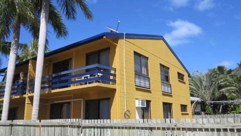 Casual Lodge Unit No 4 - Holiday Byron Bay 1