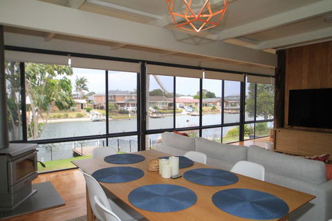 Cater Waterfront - Holiday Byron Bay 0