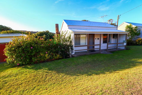 Catho Cottage - Holiday Byron Bay 1