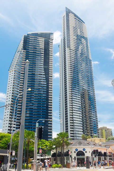Cavill Avenue Luxury Private Apartments - Holiday Byron Bay 3