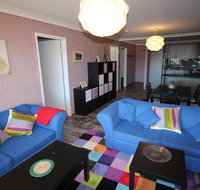 Central Park 14 - Centrally located with views to the mountains - Holiday Byron Bay