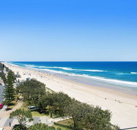 Central Surfers Paradise - Absolute Beachfront - Holiday Byron Bay
