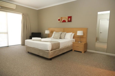 Centrepoint Apartments Griffith - Holiday Byron Bay 1
