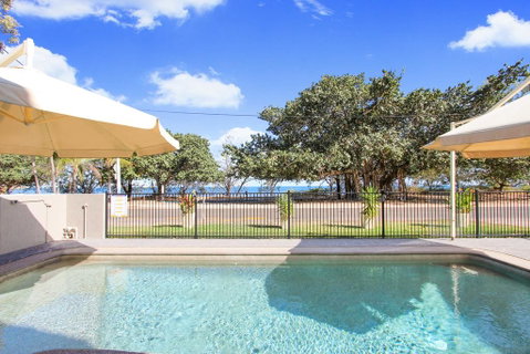 Champagne Apartment 1 - Holiday Byron Bay 0