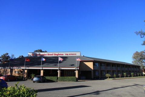 Charbonnier Motor Inn - Holiday Byron Bay 1