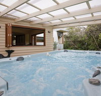 Charles Central Oasis 8 - Holiday Byron Bay