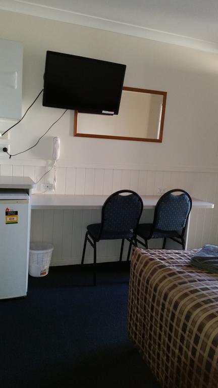 Charleville Waltzing Matilda Motor Inn - Holiday Byron Bay 1