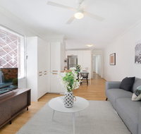 Charming parkside apartment in quiet area - Holiday Byron Bay