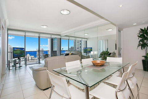 Chevron Renaissance By GCHS - Holiday Byron Bay 3