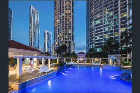 Chevron Renaissance Towers - Holiday Byron Bay 3