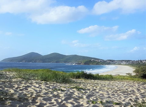 CHILL-OUT BEACH HOUSE @ FORSTER - Holiday Byron Bay 0
