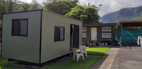 Christmas Creek CafÃ© & Cabins - Holiday Byron Bay 3
