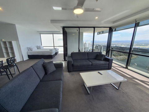 Circle On Cavill 2316 - Holiday Byron Bay 2