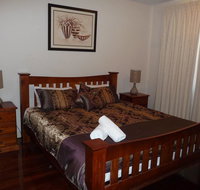 City Getaway 3 Bedroom Adelaide's East End - Holiday Byron Bay