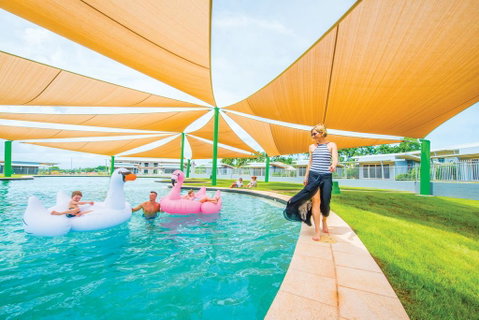 Club Tropical Resort Darwin - Holiday Byron Bay 0