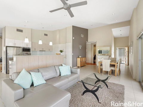 Coast - 3/42 Avoca Drive, Avoca Beach - Holiday Byron Bay 1
