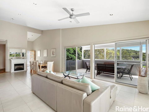 Coast - 3/42 Avoca Drive, Avoca Beach - Holiday Byron Bay 2