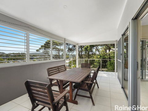 Coast - 3/42 Avoca Drive, Avoca Beach - Holiday Byron Bay 3