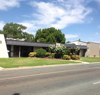 Cobram Colonial Motor Inn - Holiday Byron Bay