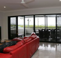 Cooktown Harbour View Luxury Apartments - Holiday Byron Bay