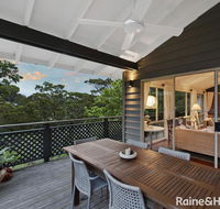 Copacabana Treehouse - 36 Oceano Street Copacabana - Holiday Byron Bay