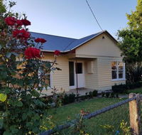 Cottage on Main - Holiday Byron Bay