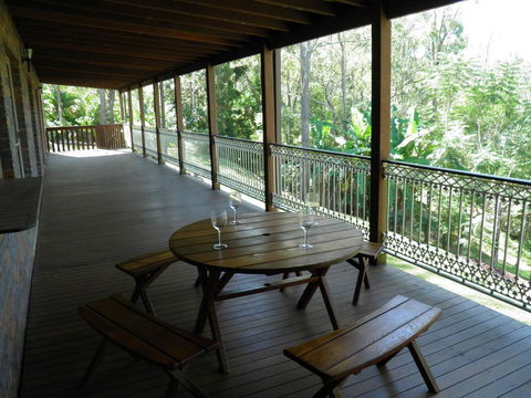 Coucals Cottage - Holiday Byron Bay 0