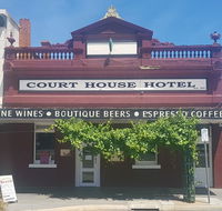 Courthouse Hotel - Holiday Byron Bay