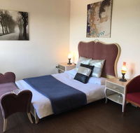 CozyStudioUnit in BeverlyHills Train Accessible - Holiday Byron Bay