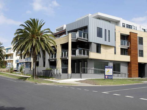 Cscape Beachfront Apartments - Holiday Byron Bay 0