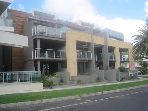 Cscape Beachfront Apartments - Holiday Byron Bay 1