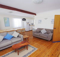Culburra Sea Stay - beach and shop an easy walk - Holiday Byron Bay