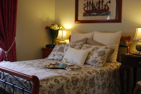 Cutmore Cottages - Highclaire House - Holiday Byron Bay 2