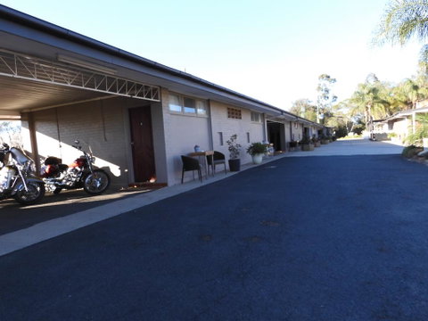 Dalby Parkview Motel - Holiday Byron Bay 1