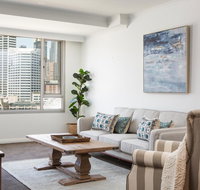 Darling Harbour Apartment with Parking Views Pool - Holiday Byron Bay