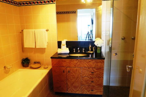 Darling Harbour Escape - Holiday Byron Bay 3