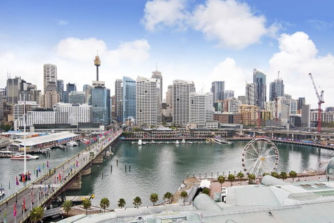 Darling Harbour Getaway - Holiday Byron Bay 1