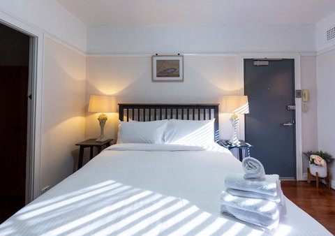 DARLINGHURST STUDIO // SHARED ROOFTOP SPACE - Holiday Byron Bay 0