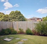 Delicate and Peaceful Bundoora Townhouse 20-R2 - Holiday Byron Bay