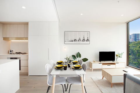 Designer Apartment With Balcony In Quiet Suburb - Holiday Byron Bay 2