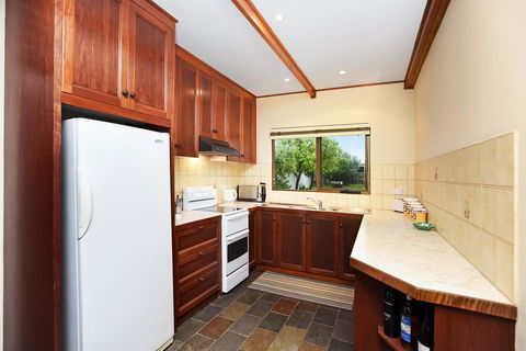 Don Carmella - Holiday Byron Bay 1