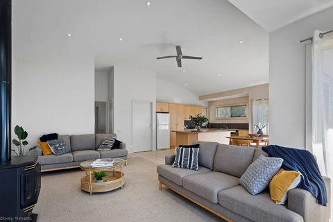 DRIFTWOOD VILLA - Free Wifi, Walk To Beach - Holiday Byron Bay 1