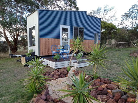 Dyl & Lil's Tiny House On Wheels - Holiday Byron Bay 0
